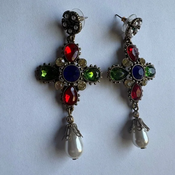 SHASHI Colorful Crystal Cross Drop Earrings - Multicolor - Picture 4 of 7